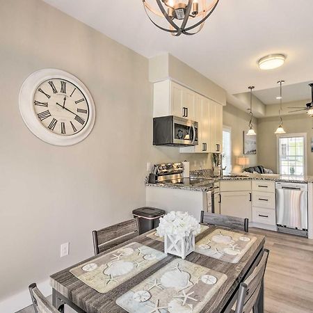 Ocean Isle Beach Home With Shared Lanai And Grill Екстериор снимка