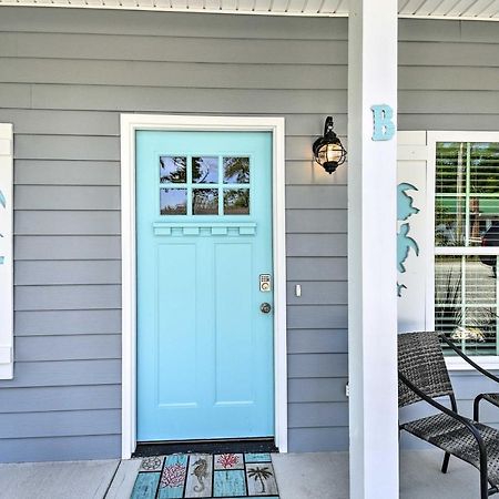 Ocean Isle Beach Home With Shared Lanai And Grill Екстериор снимка