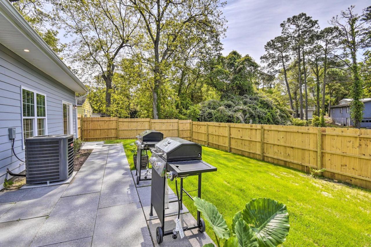 Ocean Isle Beach Home With Shared Lanai And Grill Екстериор снимка